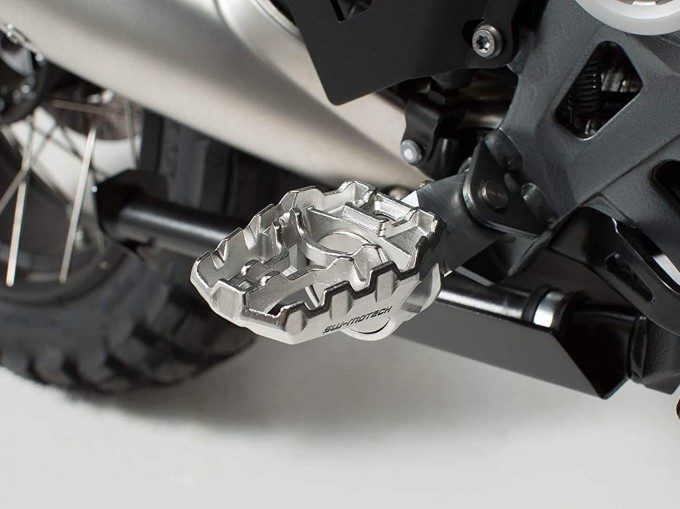 Підніжки SW Motech EVO для BMW R1200 / 1250GS / Adventure